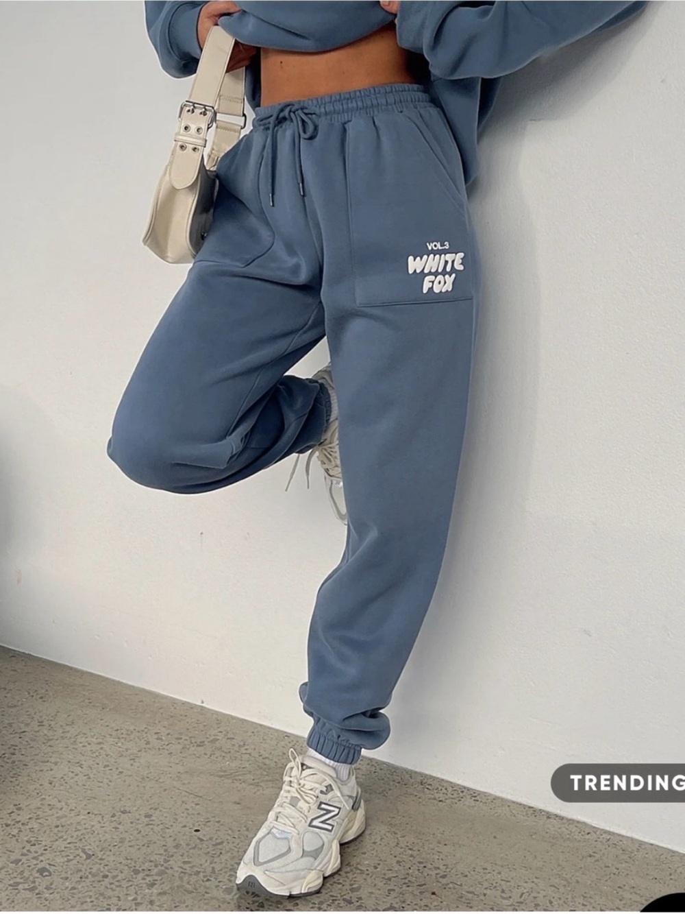 White Fox Offstage Joggers Sweatpants in blue ocean size XS NWOT cozy lounge